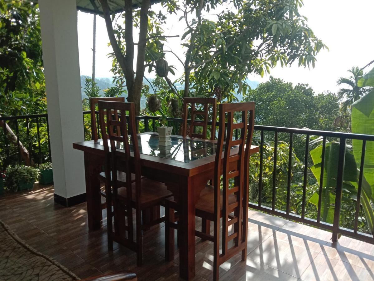 אלה Charming View Homestay מראה חיצוני תמונה