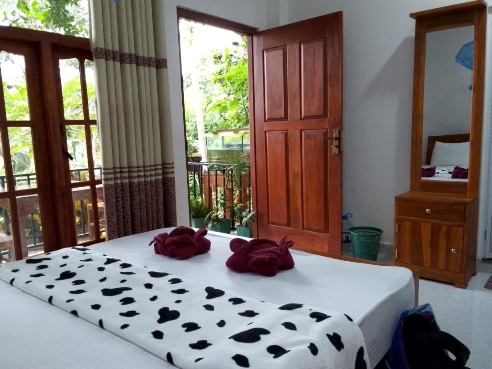 אלה Charming View Homestay מראה חיצוני תמונה