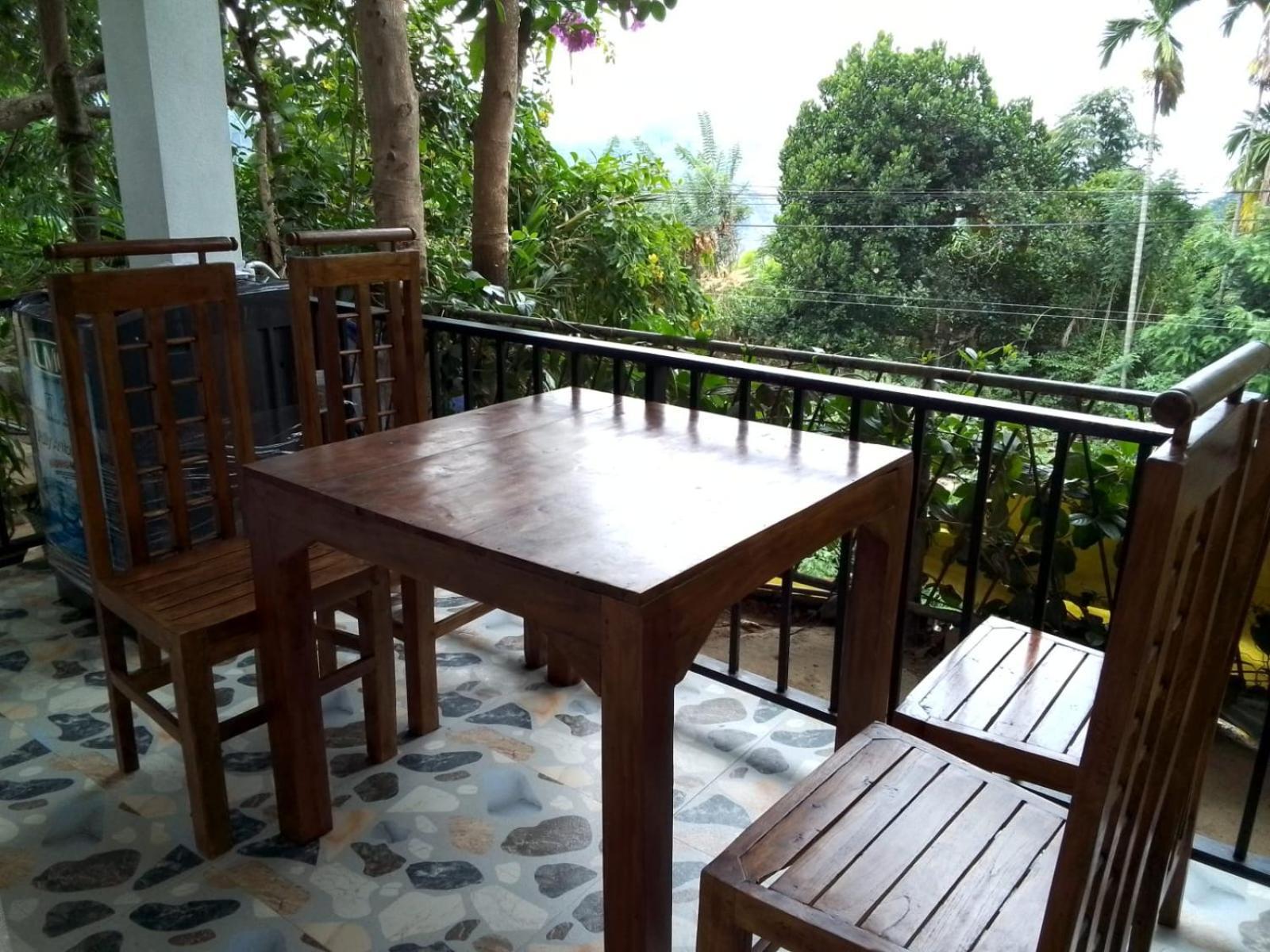 אלה Charming View Homestay מראה חיצוני תמונה